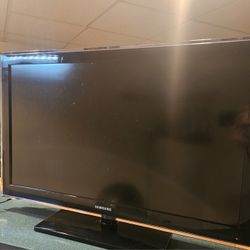 46" Samsung TV
