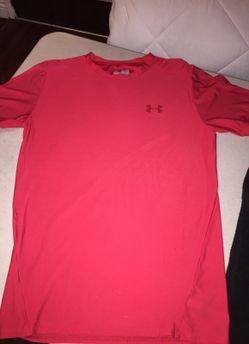 UNDER ARMOUR compression top size 2X $10 firm