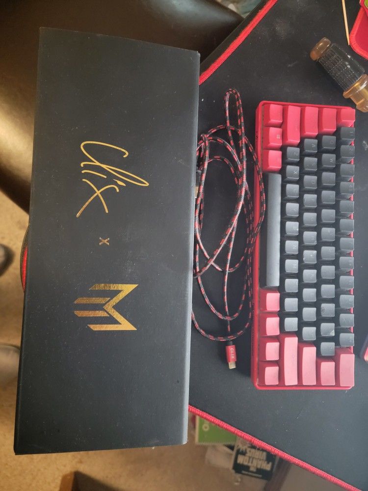 Matrix Rk61 Clix Limited Edition Keyboard 