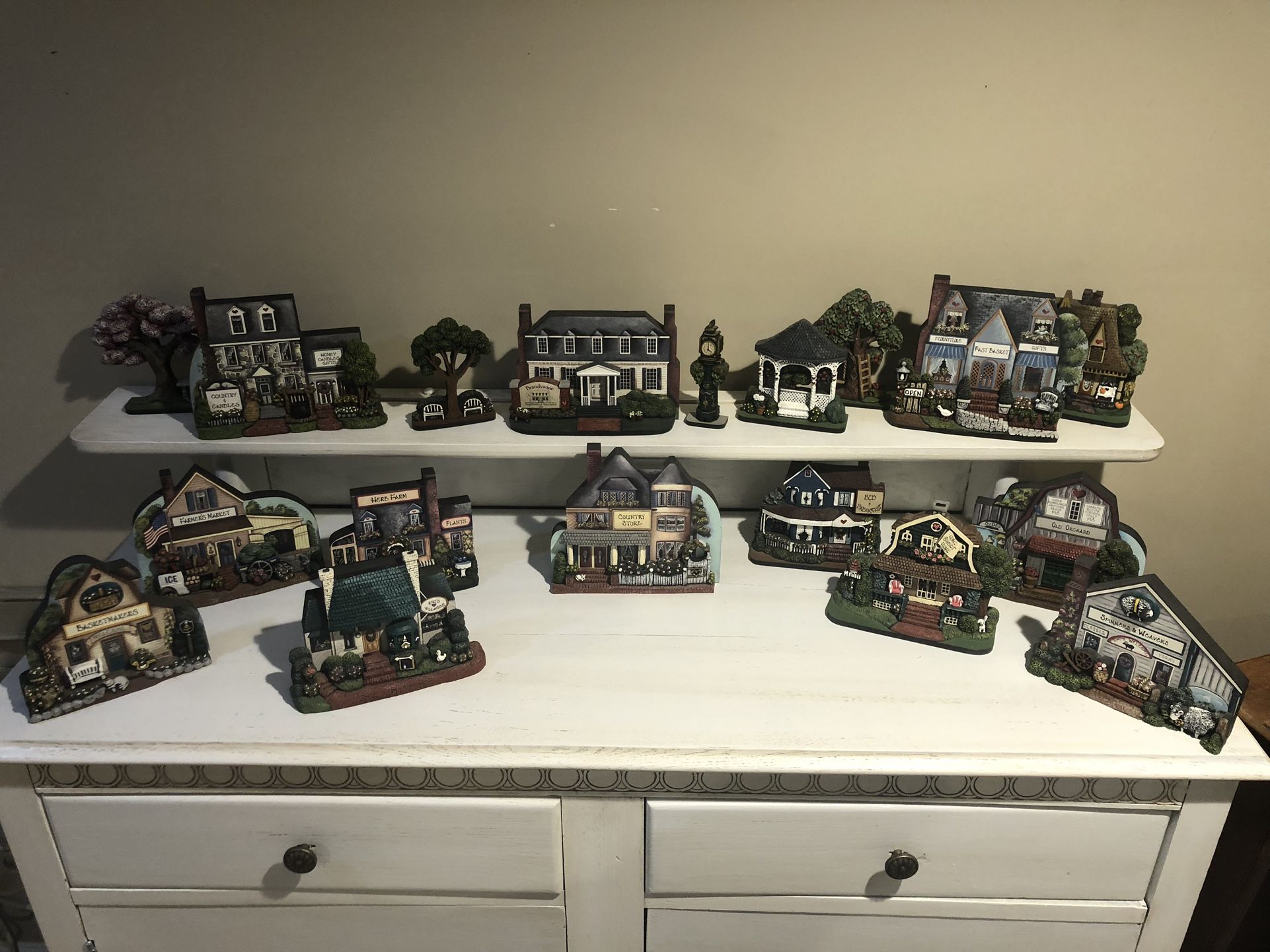 Brandy Wine House Collection