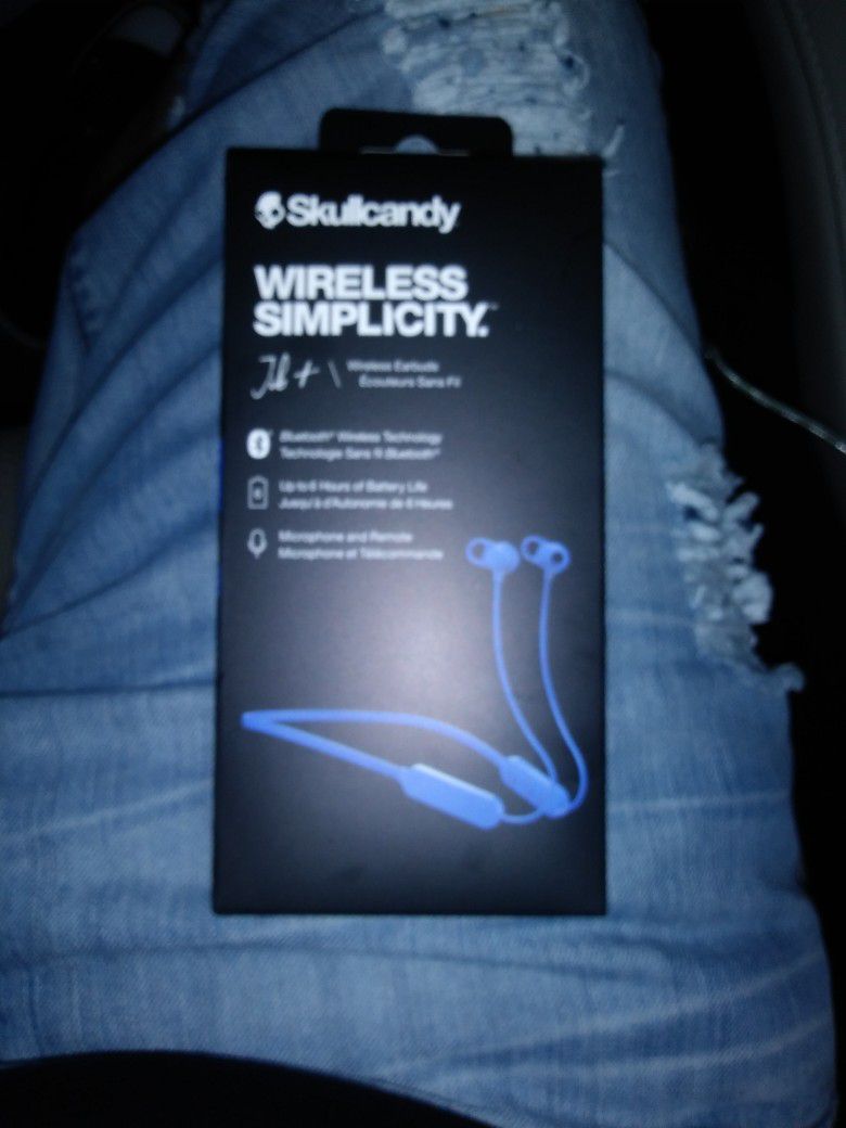 Brand New Skullcandy Wireless Headphones