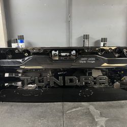 2022-2023-2024-2025 TOYOTA TUNDRA TAILGATE OEM USED #9086