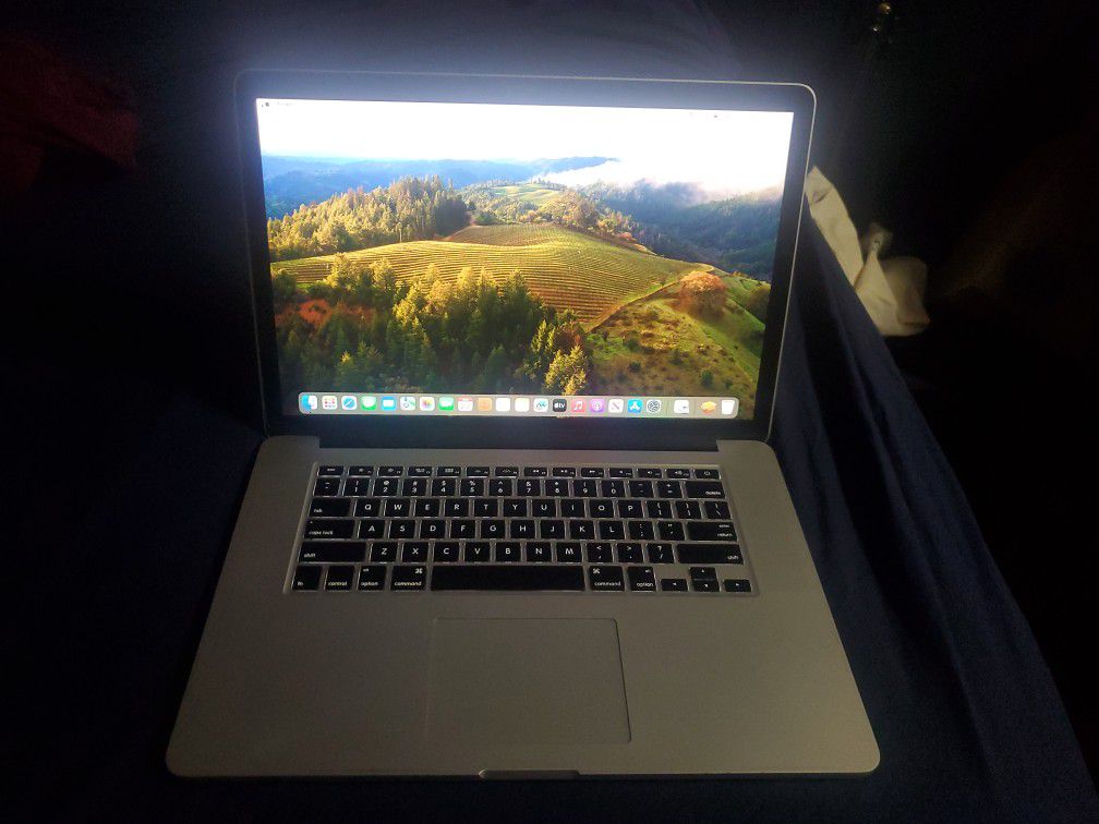 Macbook Pro 15in 256gb Ssd 8gb Ram No Charger