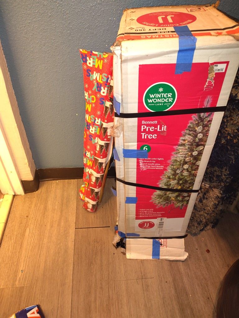 6ft Prelit Christmas Tree. Used Last Year Only. 