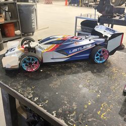 Arrma limitless 120 8s, spektrum s2200 and lipos