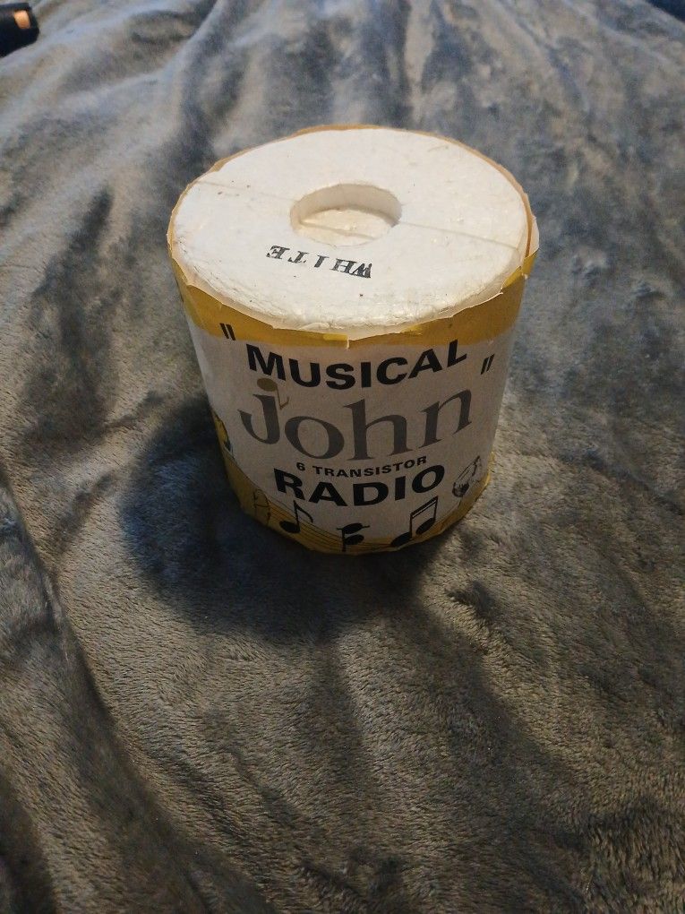 Vintage 1960's Musical John Toilet Transistor Radio