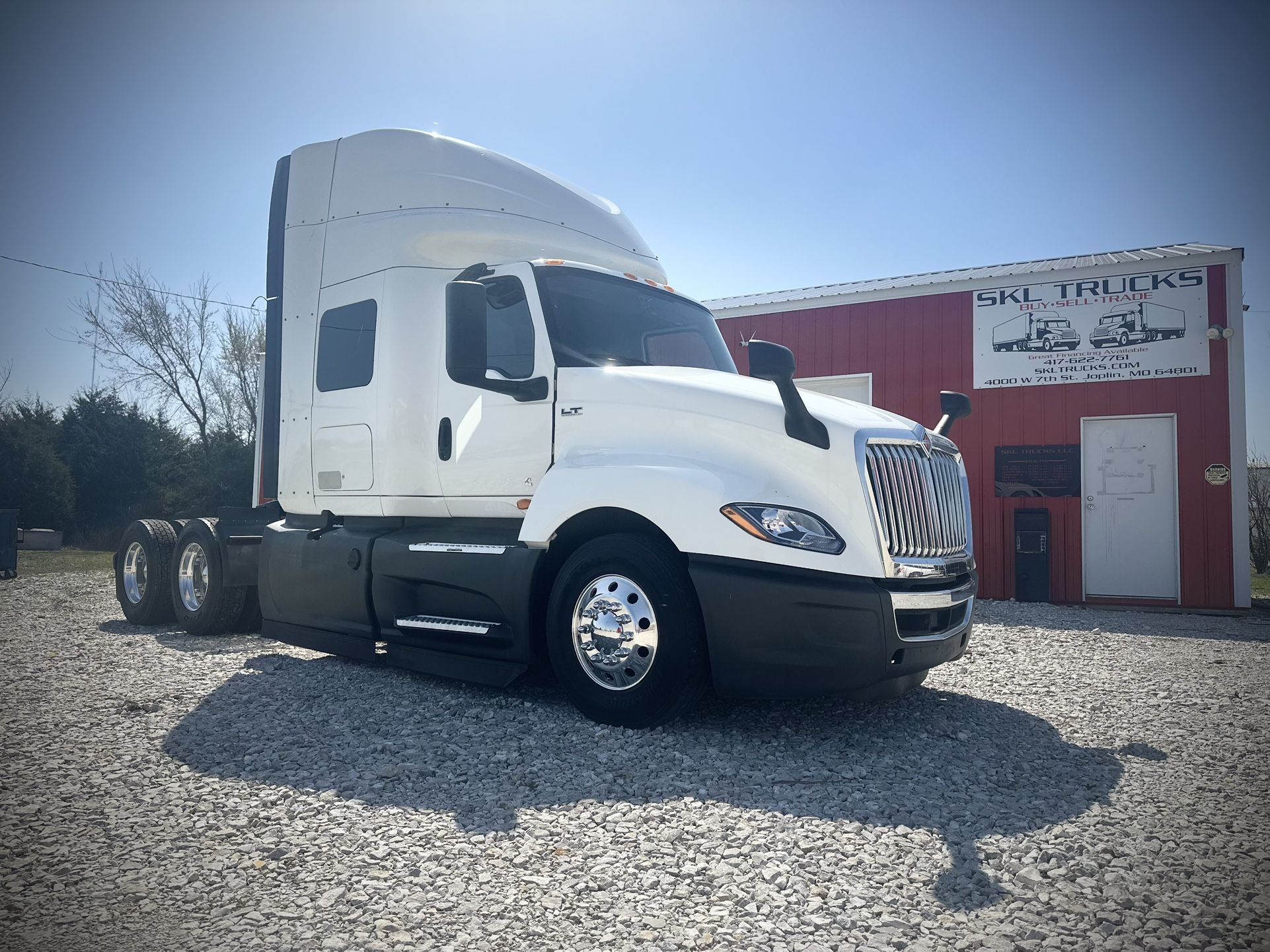 2022 International LT625
