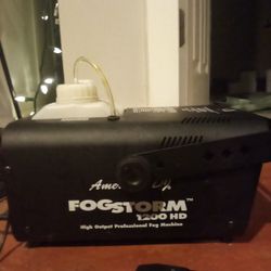 American DJ Fogstorm 1200 HD