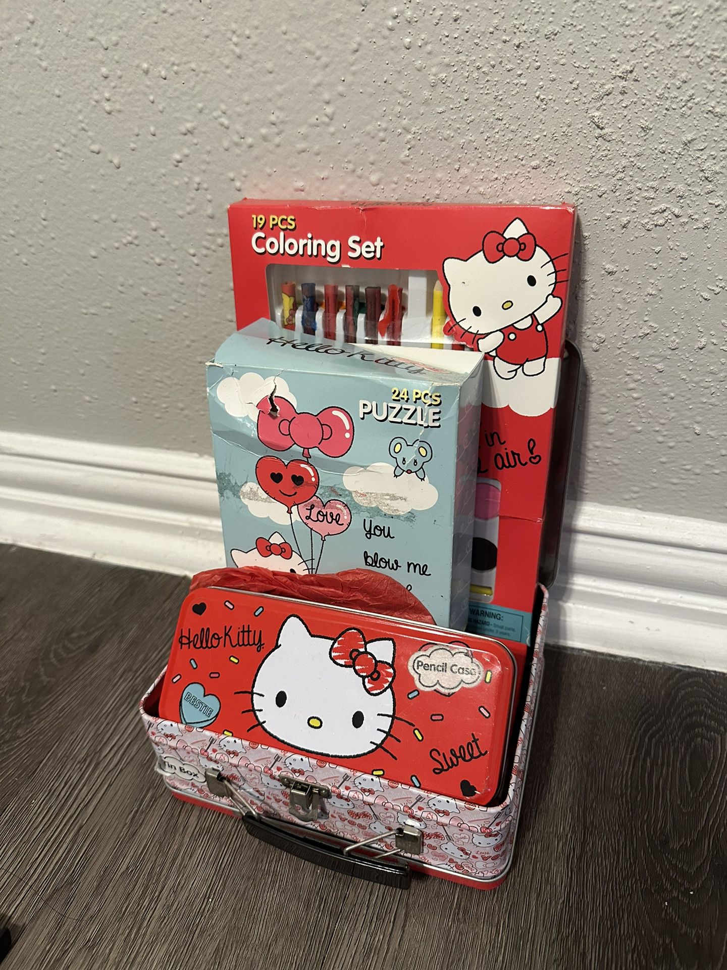 Hello Kitty Valentine + Stuffs 