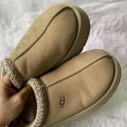 UGG Tasman Slippers