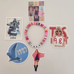 Taylor Swift Bracelet 1989.brand New .pick Up In EAST PASADENA 