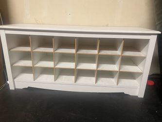 18 slots shoes storage