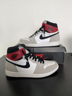 Jordan 1 Retro High Light Smoke Grey