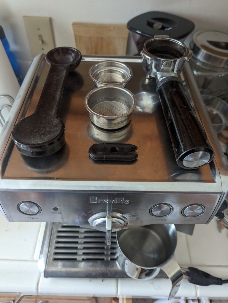 Breville espresso machine for Sale in San Diego, CA OfferUp