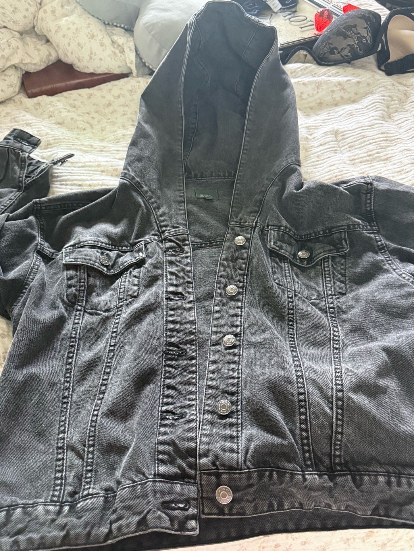 Levi back hoodie jacket button up