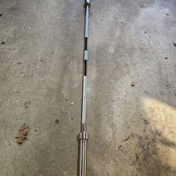 7 foot 45lbs Olympic 2" weight bar & clips