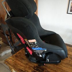 Clek Fllo Carseat