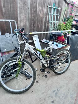 Triax Mountain Bike