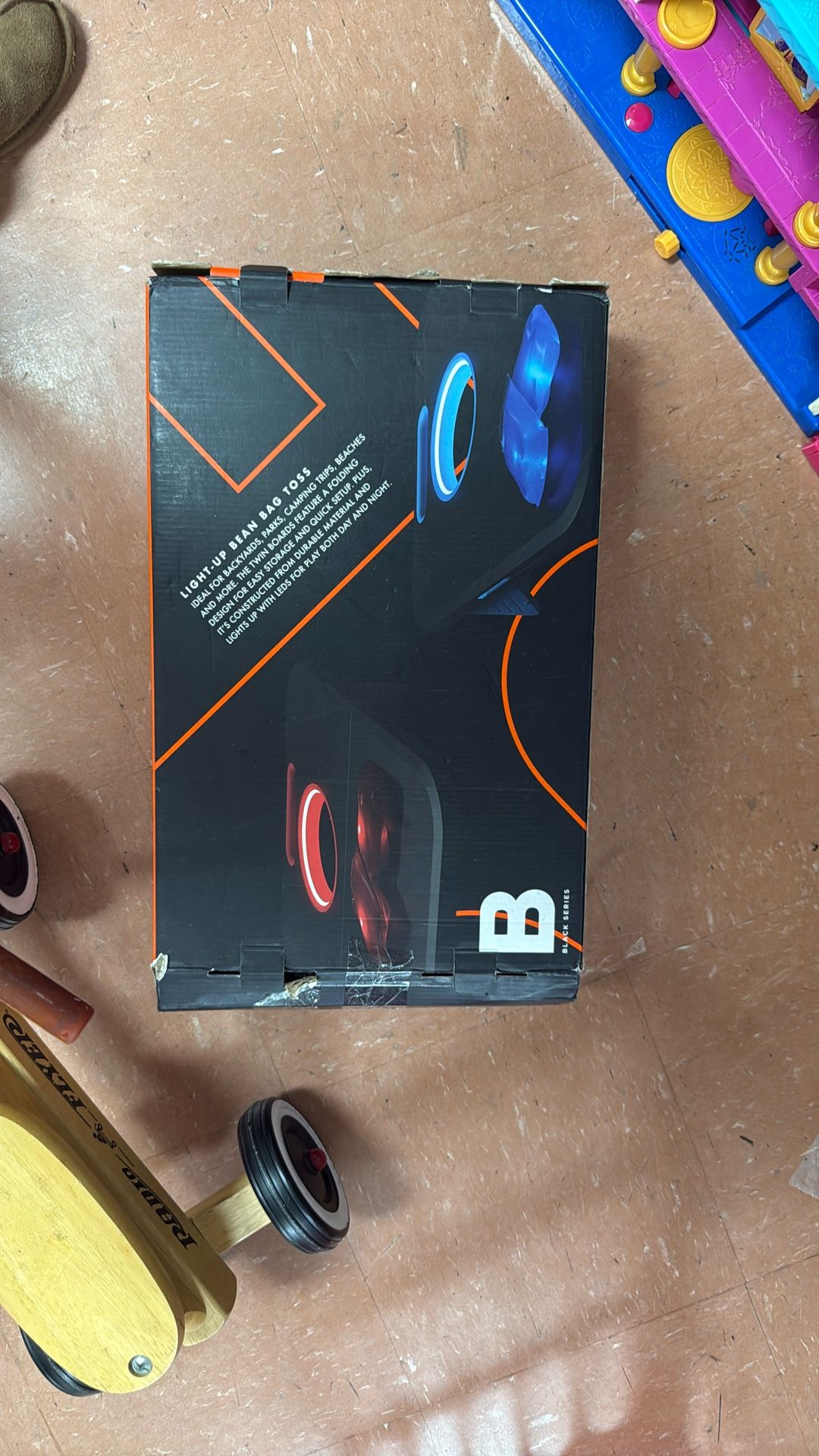 Light up bean bag toss