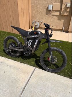 Coswheel R19 e-bike emoto with pedals 72v 40a fast low miles Surron performance