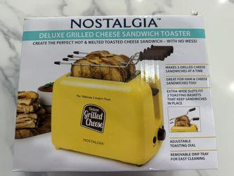 Nostalgia Deluxe Grilled Cheese Sandwich Toaster – New in Box!