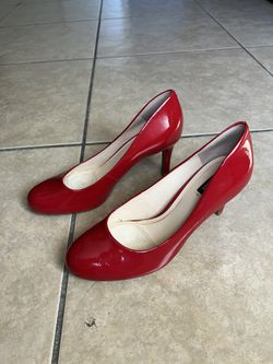 Women Heels Size 7.5