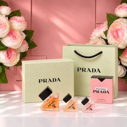Prada Paradoxe Perfume Gift Set | 2 Mini Perfumes + 1 Travel Spray