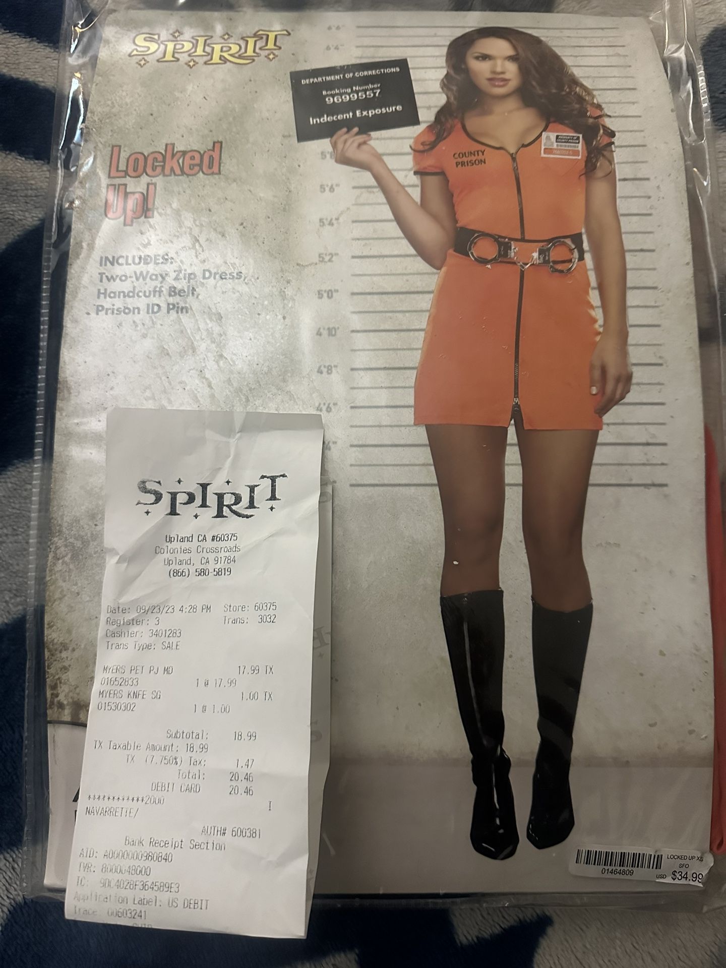 Costume