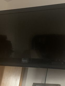 Insignia TV.
