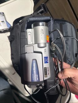 Sony Handycam Vision Video Hi8 Camcorder
