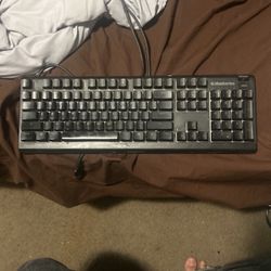 Steelseries Apex 3 Keyboard