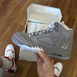 Jordan 5 Wolf Grey