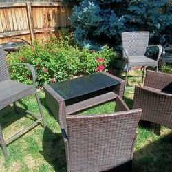 Outdoor Wicker Patio furniture Set Table 4 Chairs