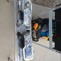 2017 TOYOTA TACOMA HEADLIGHTS 
