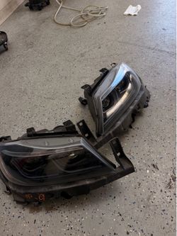 E90 headlights
