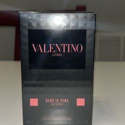 Valentino 