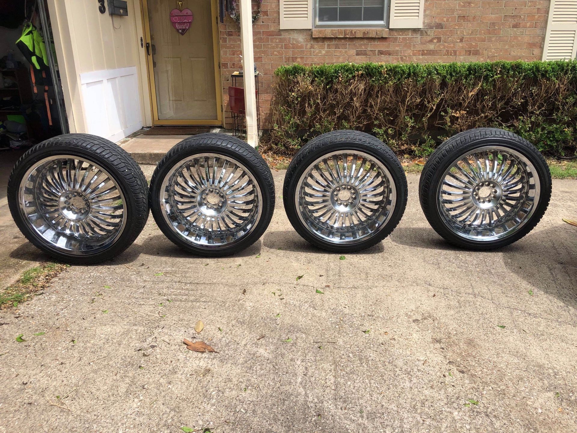 Strada 22”inch Rims for Sale in DeSoto, TX - OfferUp