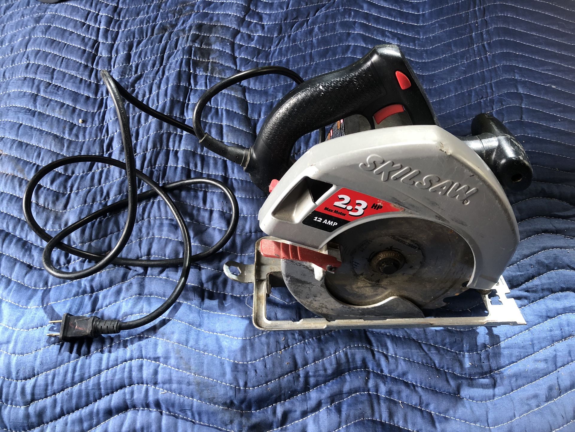 Skilsaw 2.3 HP 12 AMP Circular Saw