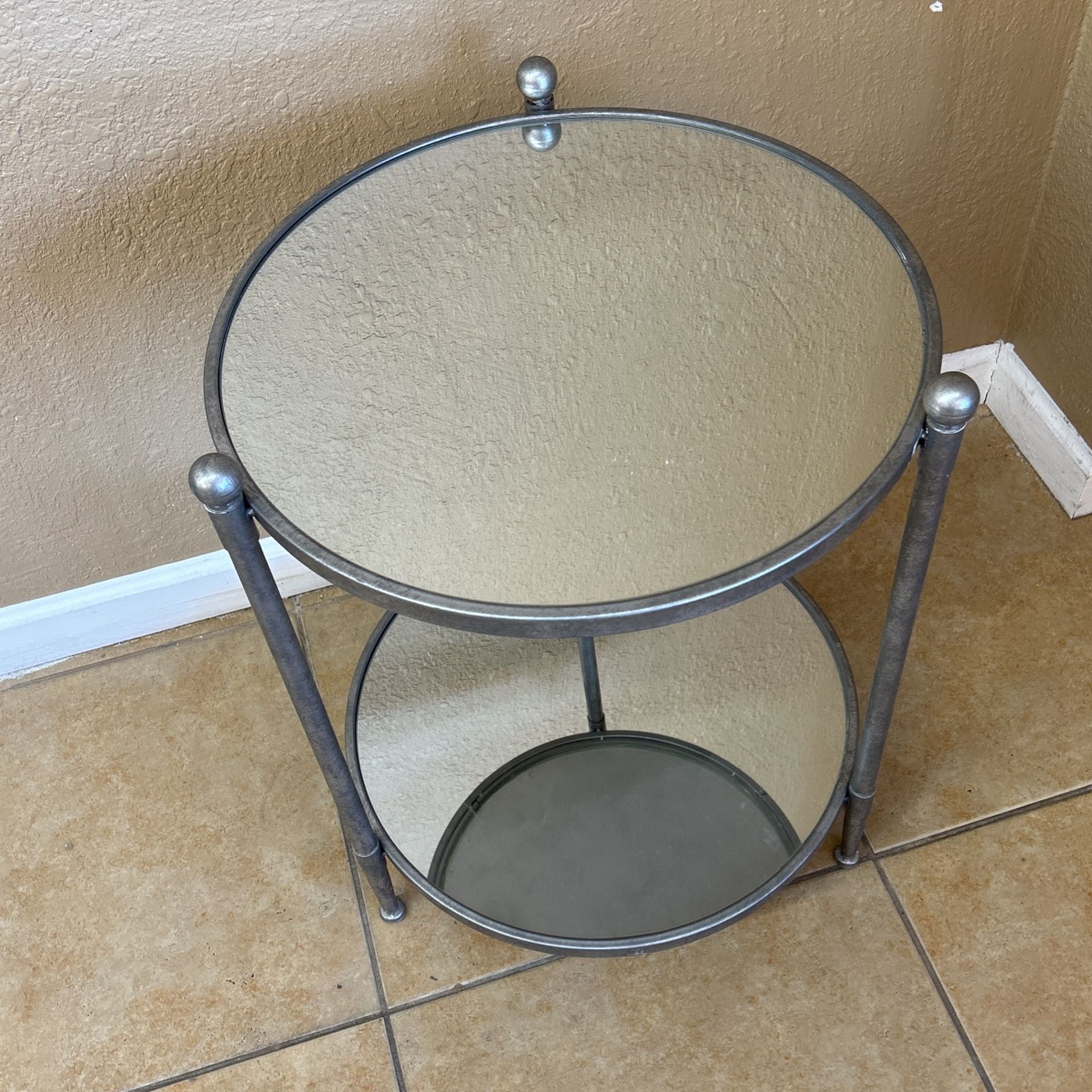Gray/Silver Mirrored Side/End Table 