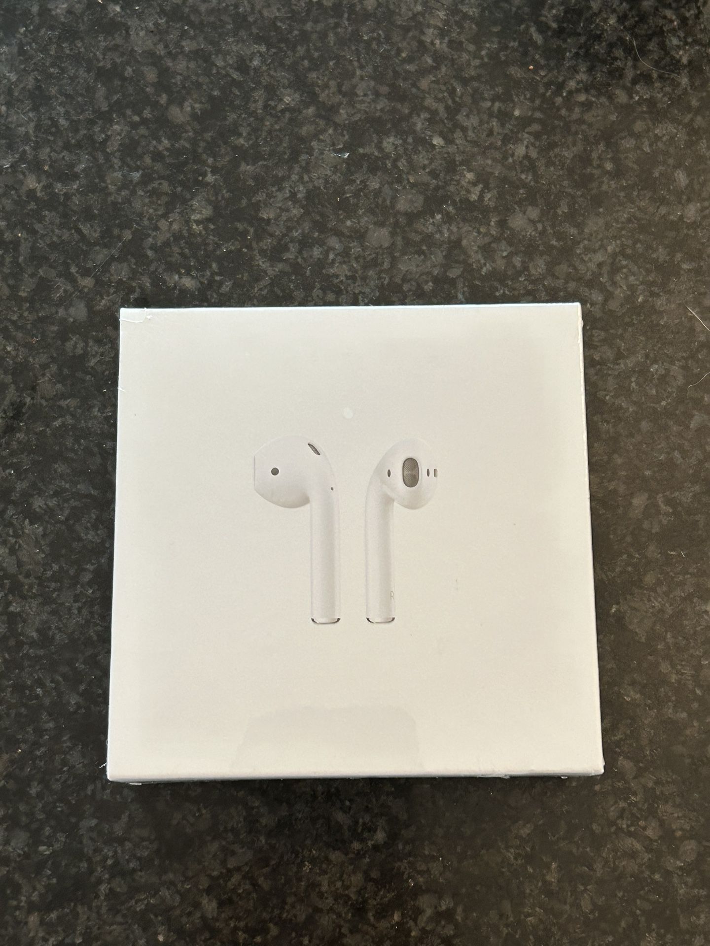 Apple AirPods 2nd Generation with Charging Case