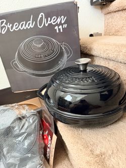Segretto Cookware Enameled Cast Iron Bread Pan with Lid, 11” Nero (Black) Bread Oven Cast Iron Sourdough Baking Pan, Dutch Oven for Bread