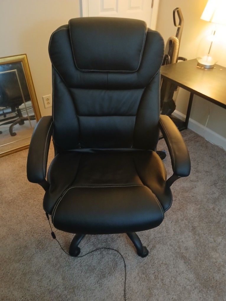 Massaging Office Chair
