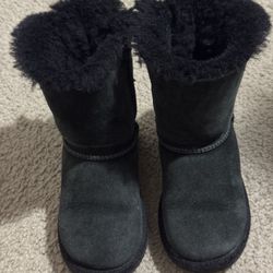 ugg girls mini bailey bow ii boots in black Size 13