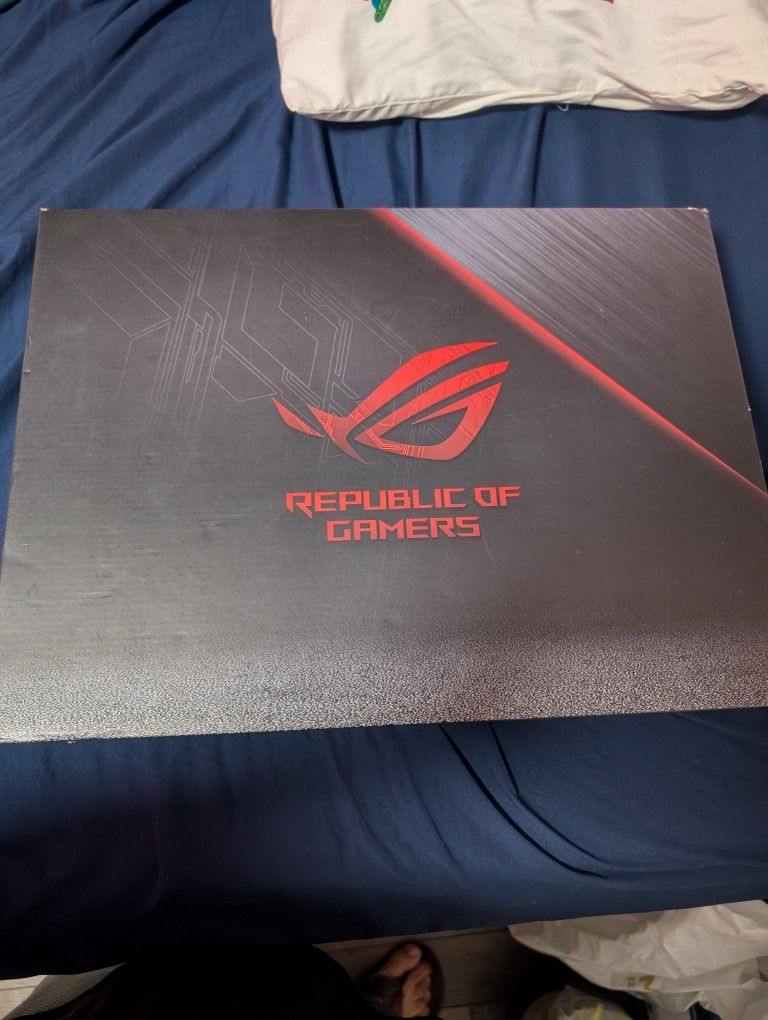 Republic Of Gamers Laptop