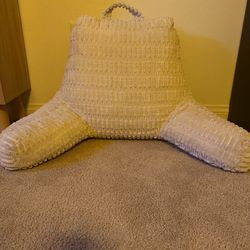Multipurpose pillow