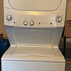 GE Stacked Washer And Dryer 