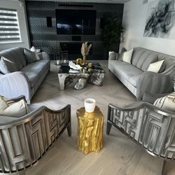 Michael Amini 4 Piece Set 