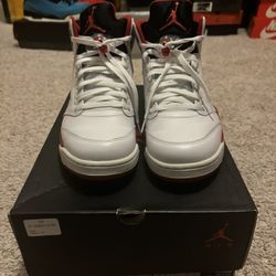 Jordan Retro 5 Fire Red Black Tongue