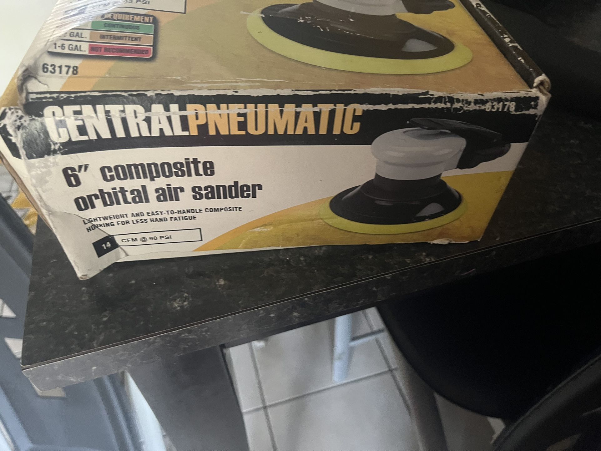 6 “ Comparte Orbital Air Sander