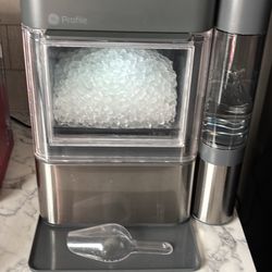 GE Ice maker 